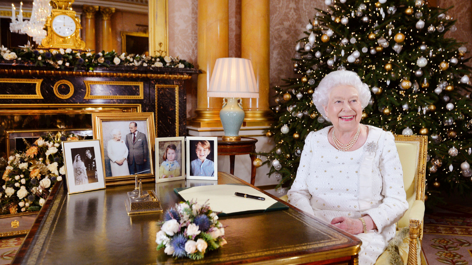 queen-elizabeth-christmas-sandringham