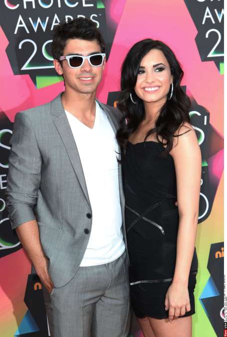 Demi Lovato, Joe Jonas