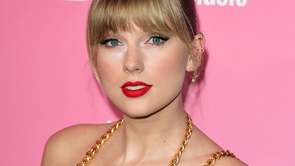 STYLECASTER | Taylor Swift Grammys 2021