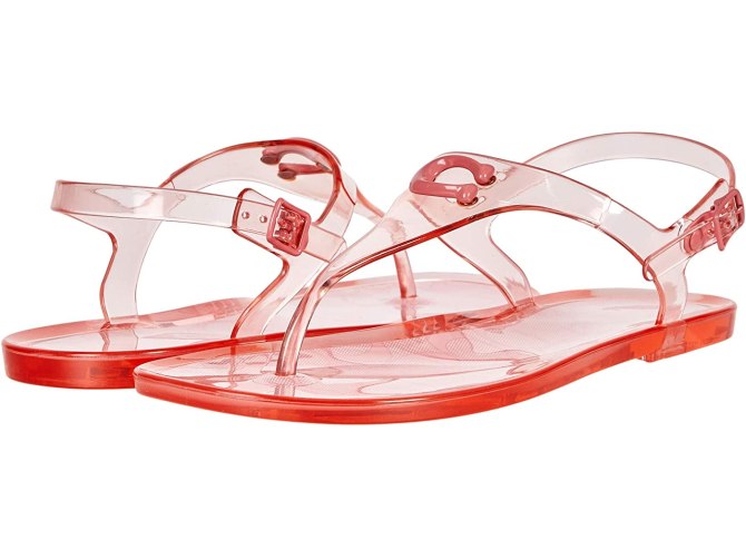 STYLECASTER | Jelly Sandal Trend