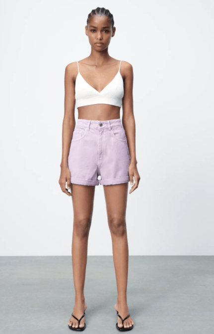 STYLECASTER | Hailey BIeber Monochrome Outfit