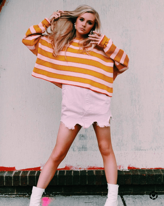 STYLECASTER | Dressing To Look Taller