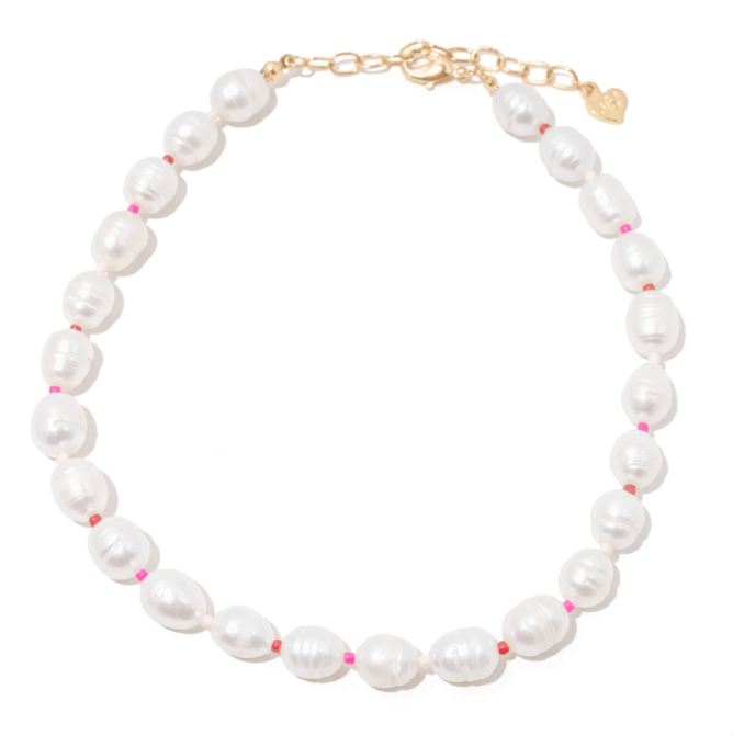 STYLECASTER | Hailey Bieber Jewelry