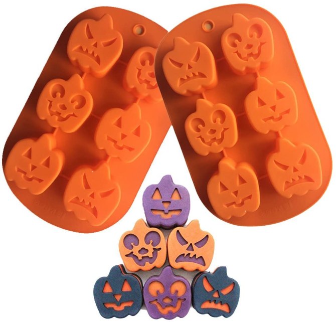 Inn Diary Two-Piece Halloween Molds