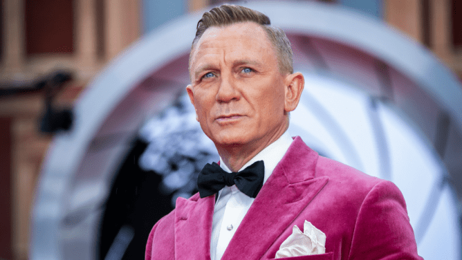daniel-craig-net-worth