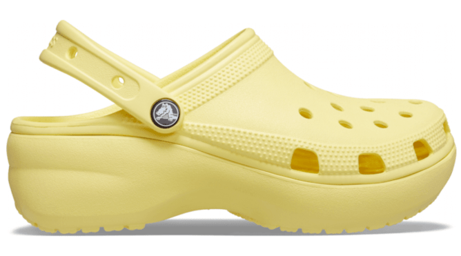 STYLECASTER | Winter Shoe Trends 2022