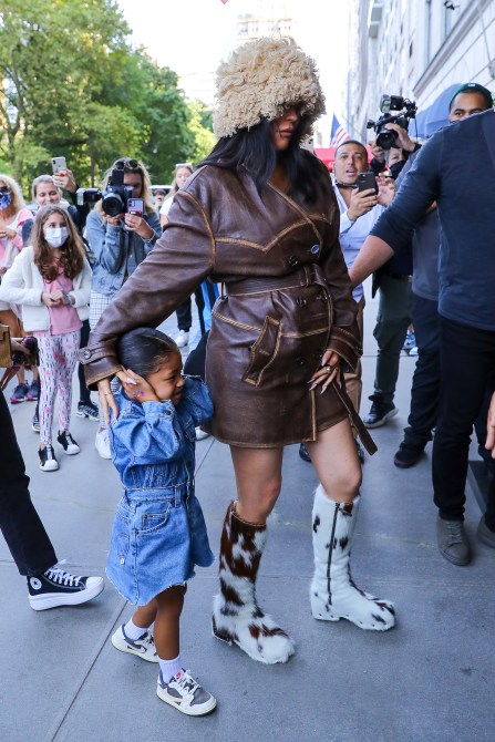 STYLECASTER | Kylie Jenner Pregnant