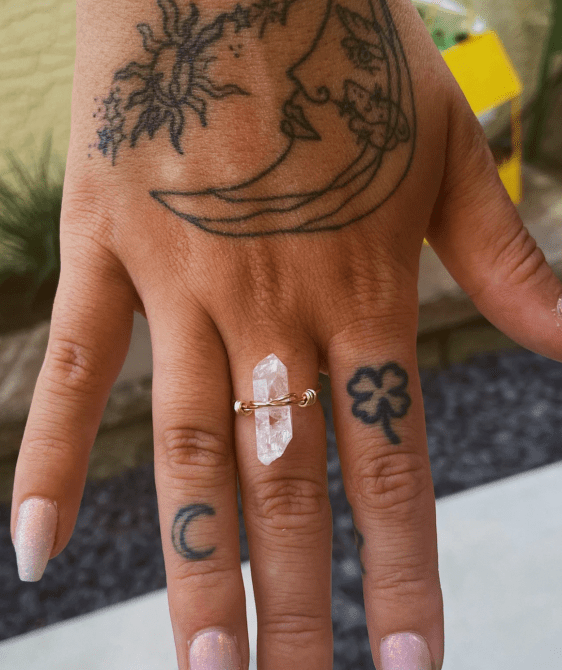 STYLECASTER | Best Crystals For Stress