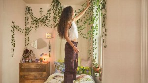 Urban Outfitter Dorm Apartment Decor