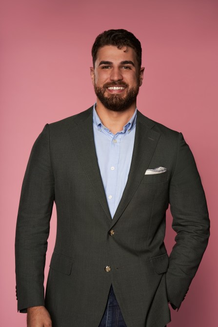 Julian_Torres_Love-Is-Blind-Season-3