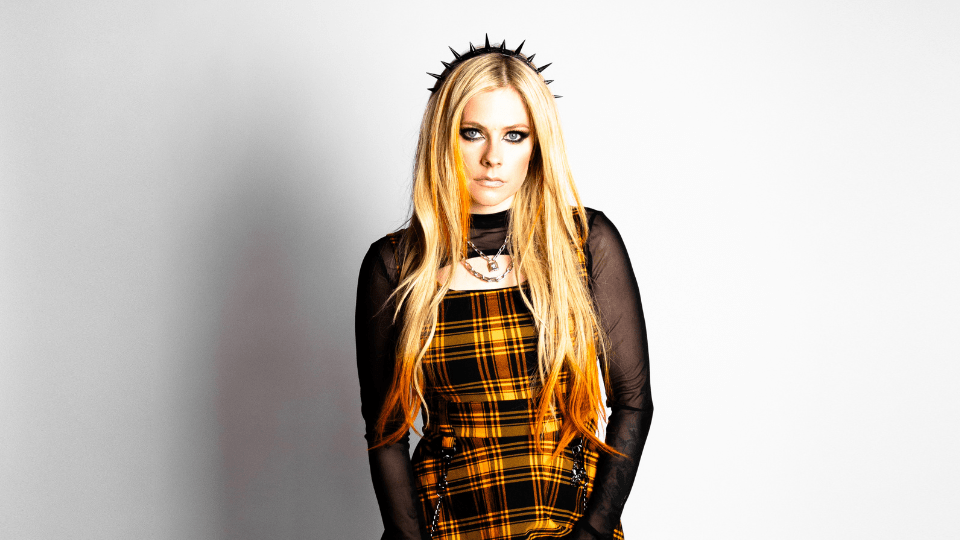 STYLECASTER | Avril Lavigne x KILLSTAR Collab