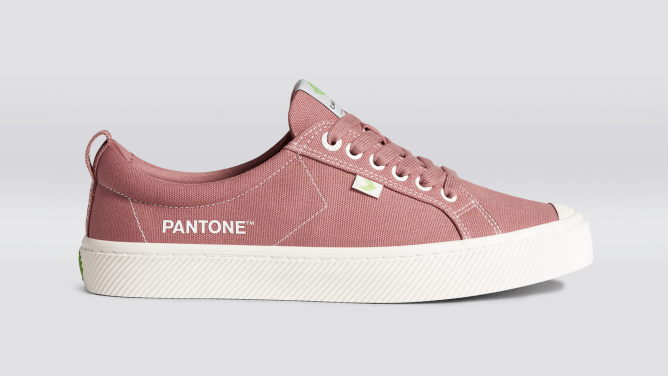 Cariuma OCA Low in Withered Rose