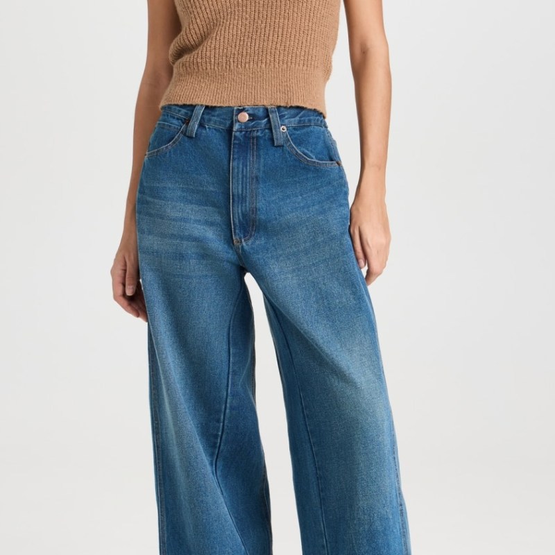 How to Buy Jeans: A 2025 Guide To Denim