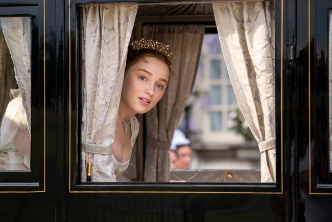 BRIDGERTON PHOEBE DYNEVOR as DAPHNE BRIDGERTON in episode 101 of BRIDGERTON