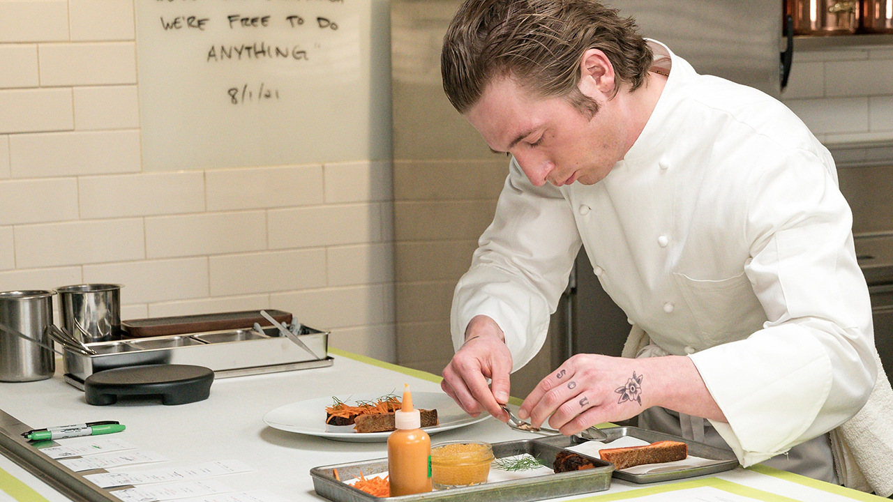 THE BEAR, Jeremy Allen, 'Hands', (Season 1, ep. 102, aired June 23, 2022).