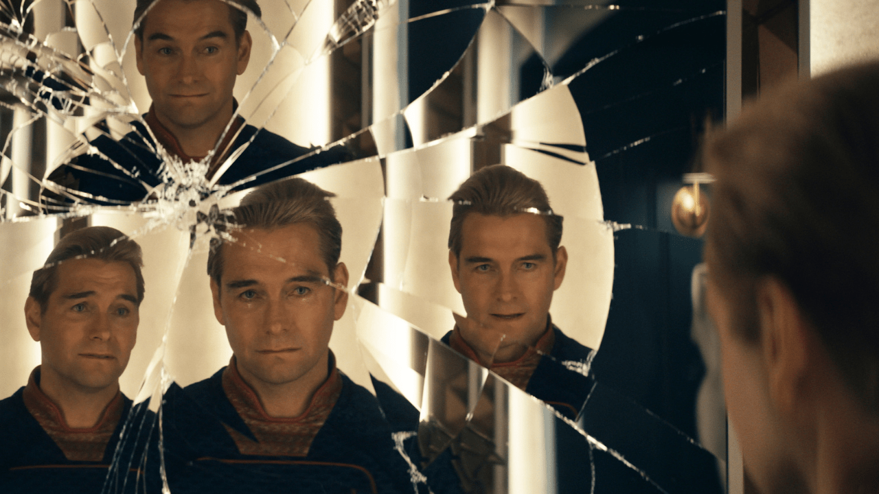 Homelander in The Boys, played by Antony Starr.