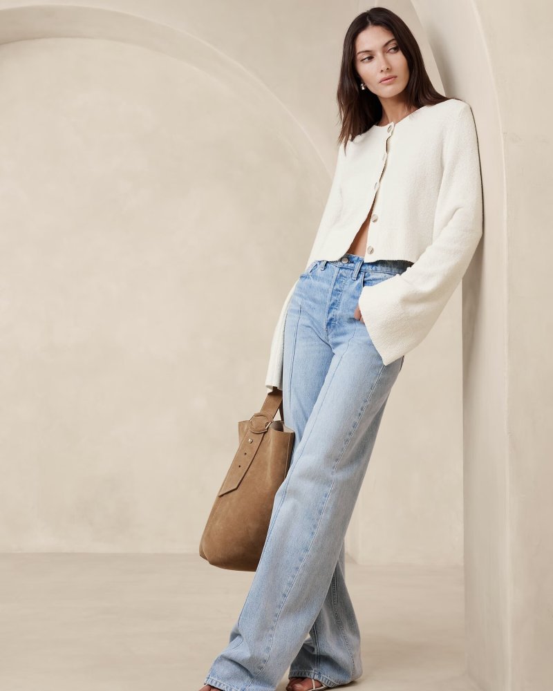 Sweater Trends 2024: Messy Knits, Sweater Paws, & More