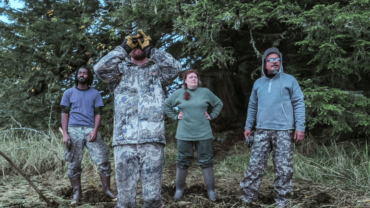 Deontre Thomas, Zach Owens, Tonia Willman, Bayo Hernandez from Outlast on Netflix