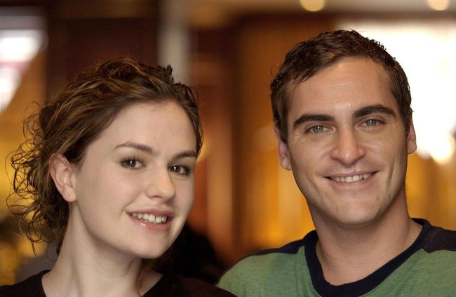 Anna Paquin & Joaquin Phoenix during Toronto 2001 - Buffalo Soldiers Portraits at Inter-Continental Hotel in Toronto, Canada