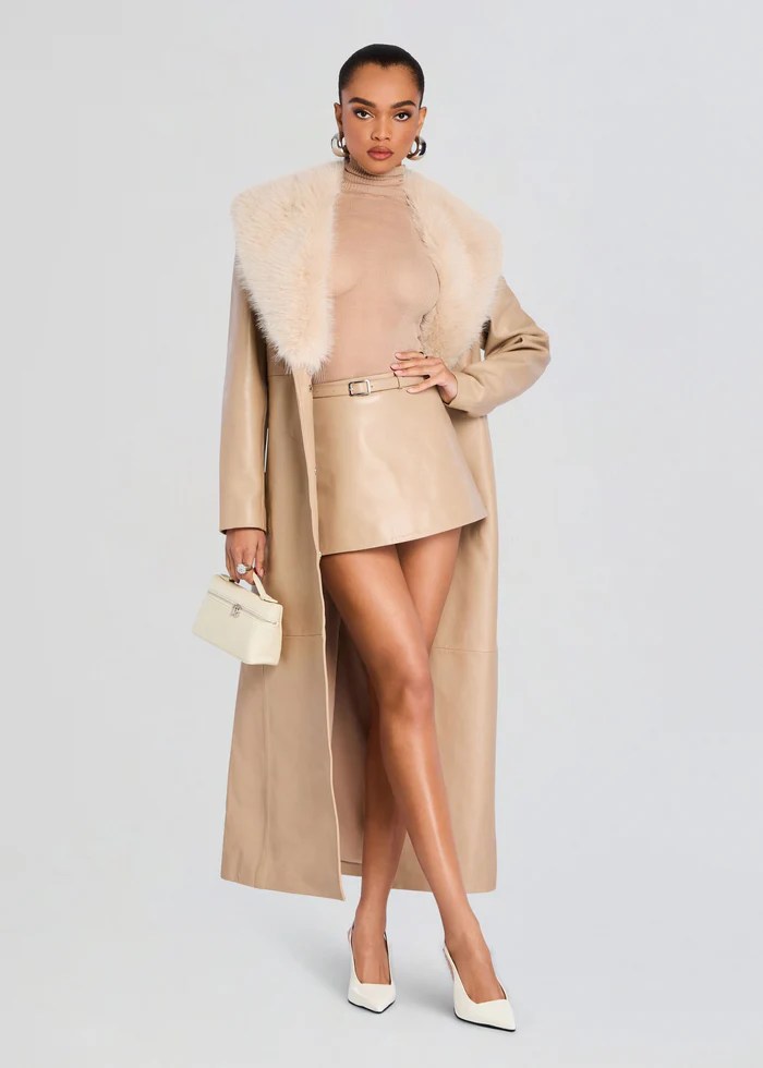 Retrofete Holiday Dresses: 6 Trends to Slay the Season