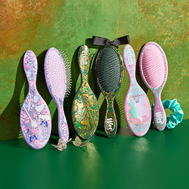 Three Wet Brush Original Detangler Hair Brushes (Wicked For Good) Kit