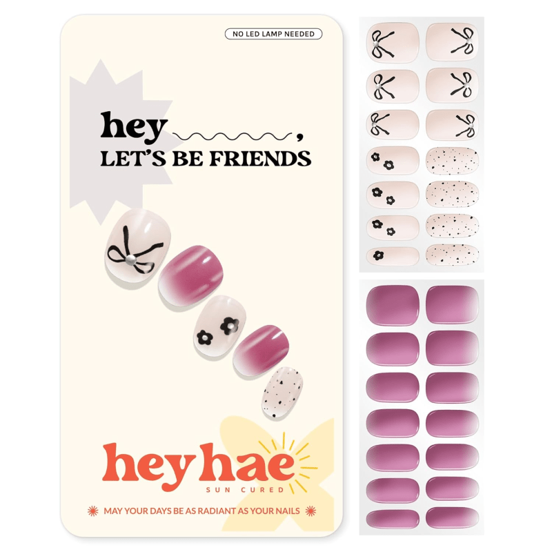 Recession Nails Is the 2025 Trend That’s All About DIY Manicures