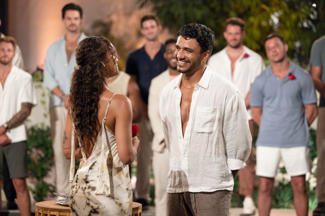 Alexe and Jonathon on Bachelor in Paradise 2025