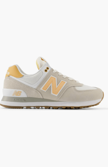 New Balance 574 Sneaker in beige and light orange